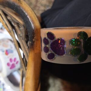 Paw stickers 500 per roll